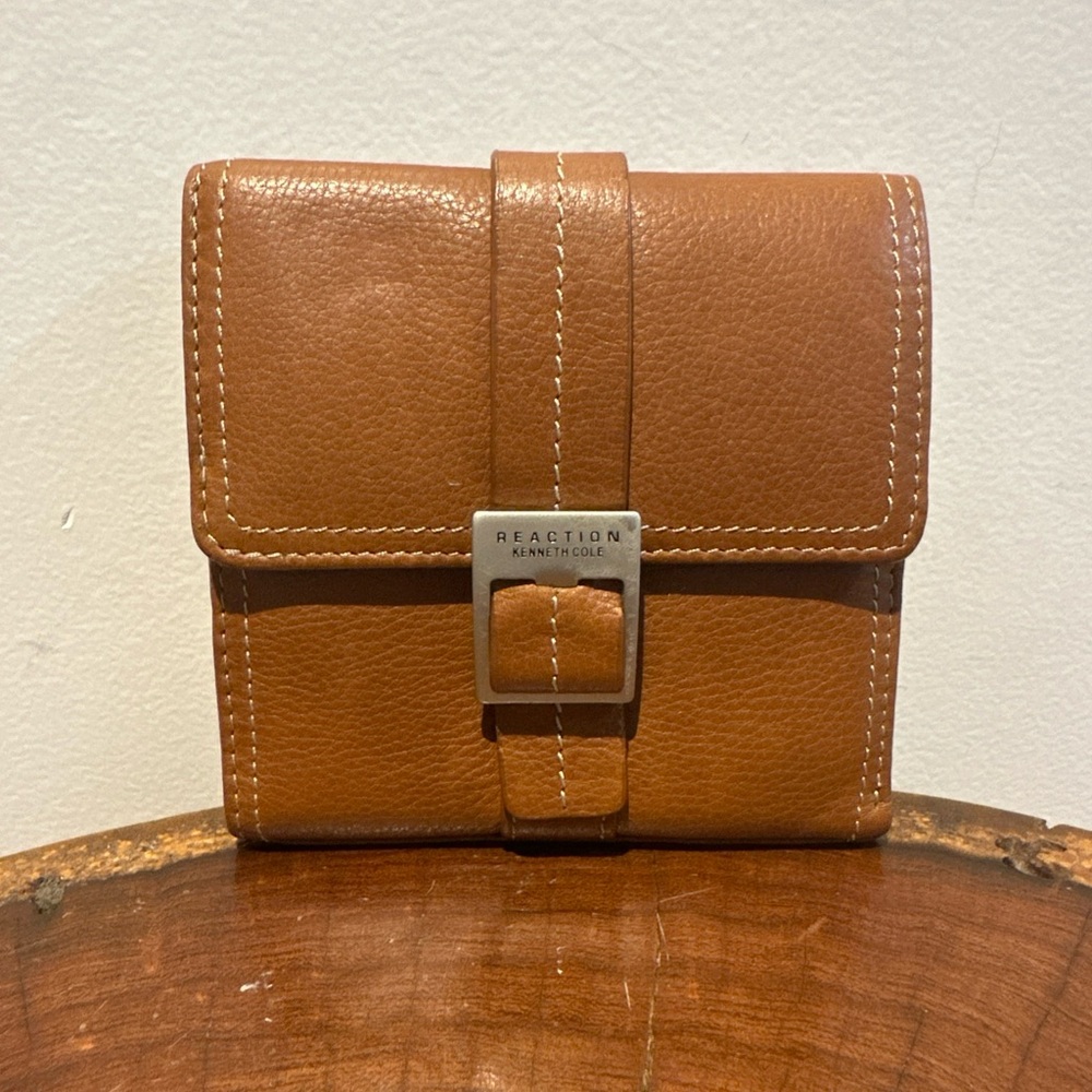 Kenneth Cole Reaction Brown Leather Wallet